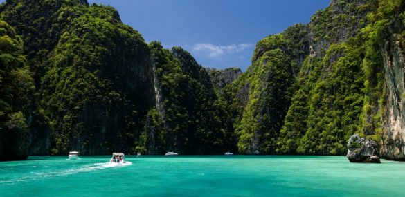 Таиланд опять передумал по поводу правил въезда