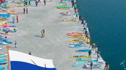 SUP-бордисты Владивостока готовятся угнать льдину