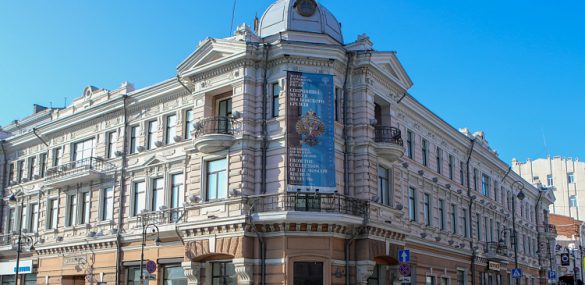 Для старшеклассников Приморья организованы на каникулах экскурсии по памятным местам