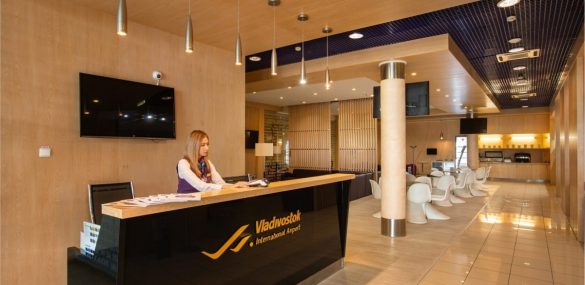 Тинькофф и Grey Wall Pass: новая программа доступа в бизнес-залы аэропортов в России