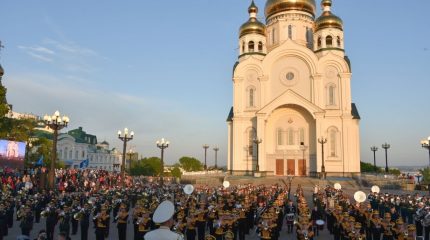 Хабаровск встречает военно-музыкальный фестиваль «Амурские волны»