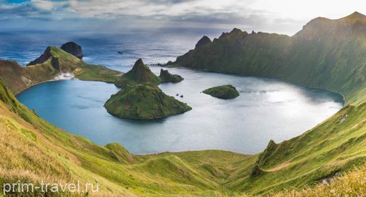 Экологический туризм будут развивать на островах Курильской гряды