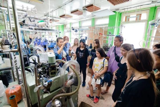 В Приморье для детворы проводят профориентационные экскурсии