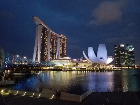 Привитые россияне смогут посетить Сингапур