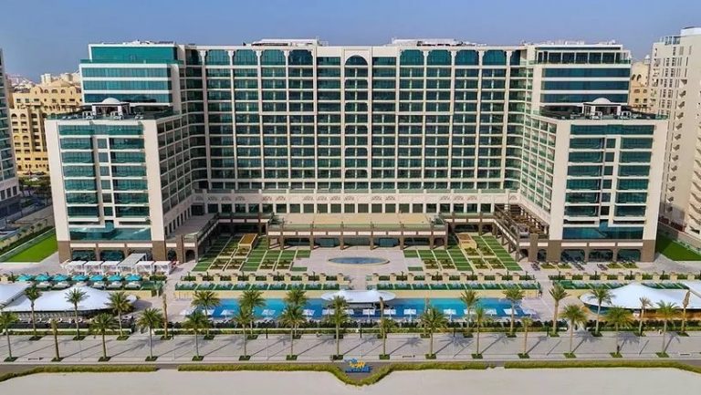 В Дубае откроют новый пляжный курорт Hilton