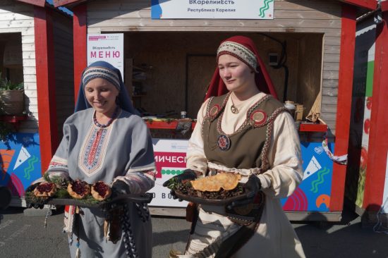 Жить не только интересно, но и вкусно: Арктическую кухню представили во Владивостоке