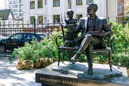 Памятник Арсеньеву во Владивостоке станет новой точкой притяжения