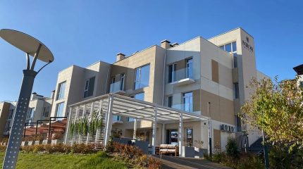 Приморский край доложил о ходе подготовки к летнему сезону главе Минэка РФ