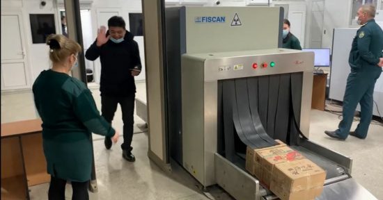 Почти 15 тысяч приморцев уже въехало в Китай по визам