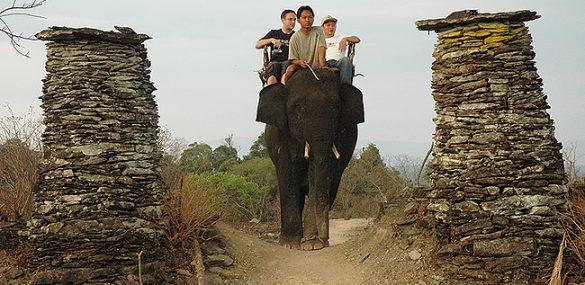Лаос из Владивостока «перебрался» в Москву, но стороны ищут крайних