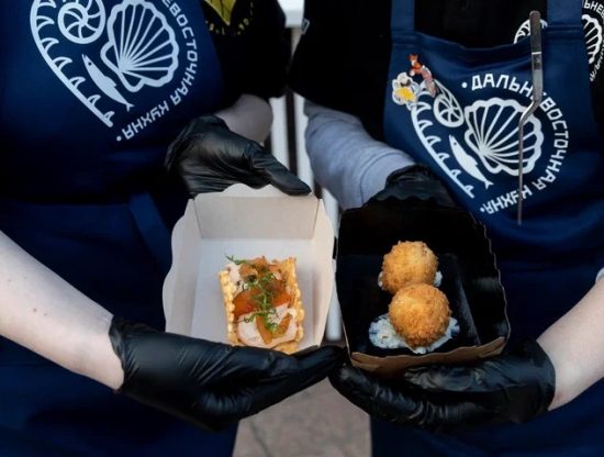 Более 80 тысяч человек попробовали во Владивостоке блюда из минтая во время гастрофестиваля «О! Мега Вкус»