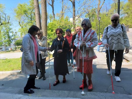 Музей Города пригласил на экскурсию незрячих посетителей