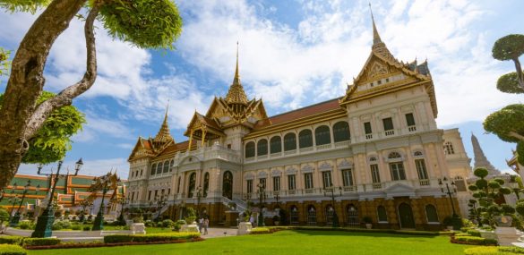 Билеты на возобновленные рейсы в Бангкок раскупают, как горячие пирожки