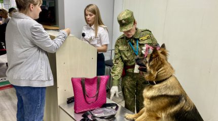 Более 4000 пассажиров за месяц оформили таможенники в речном пункте пропуска в Хабаровске