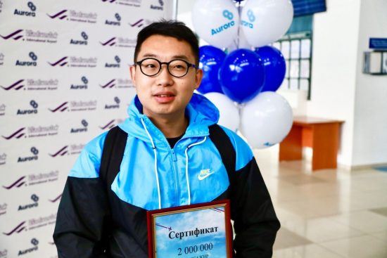 Гость из Поднебесной стал 2-миллионым пассажиром в Международном аэропорту Владивосток