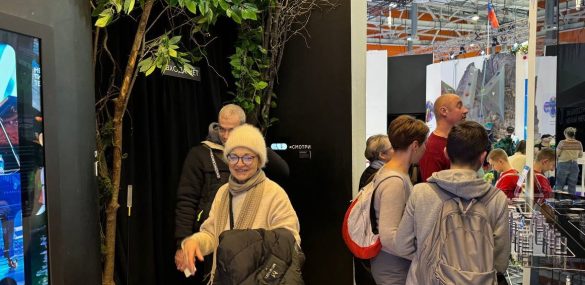 На выставке «Россия» ради знакомства с дальневосточным леопардом люди стоят в очередь