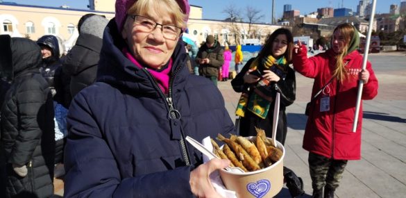 «Народная рыбалка-2024» во Владивостоке собрала любителей рыбалки и вкусной свежей корюшки