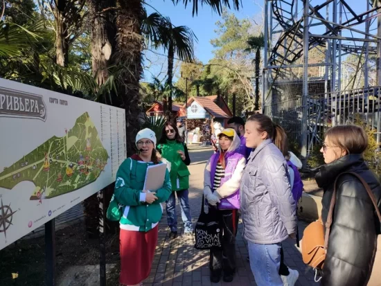 Четверо приморцев стали экскурсоводами Всемирного фестиваля молодежи