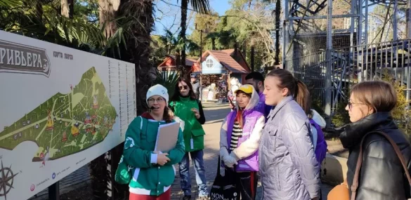 Четверо приморцев стали экскурсоводами Всемирного фестиваля молодежи