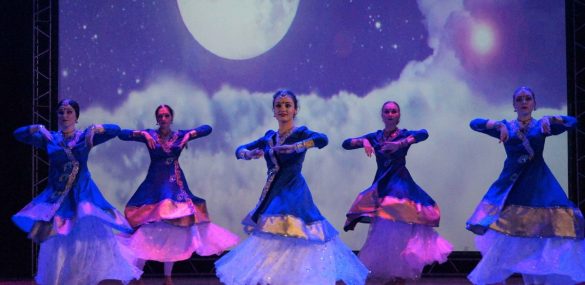 Отправляемся в индийский Болливуд без выезда из Владивостока