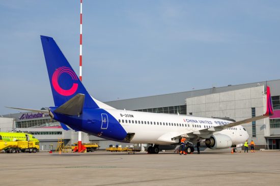 Авиаперевозчик из КНР предлагает приморцам свои программы и планирует новые маршруты