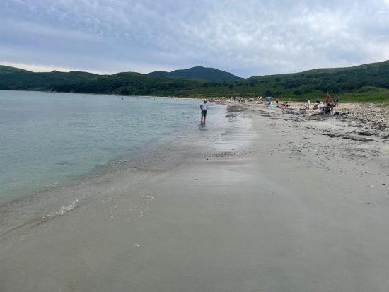 Отдых в бухте Астафьева можно оплатить по QR-коду