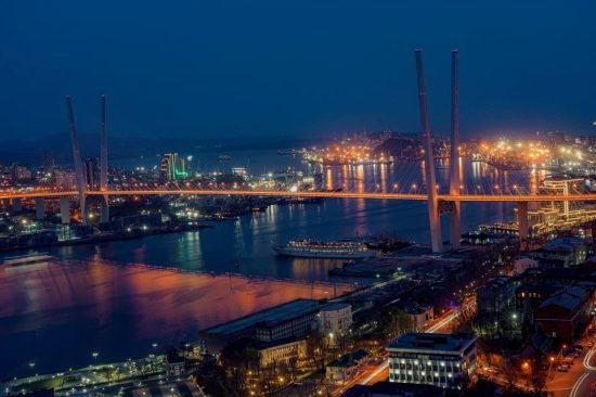 Владивосток среди городов с потрясающим праздничным освещением