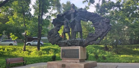 Гулять по общественным пространствам Владивостока теперь можно с аудиогидом