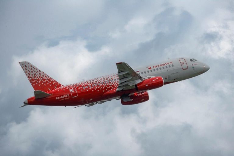 «Россия» полетела в Пекин из Владивостока