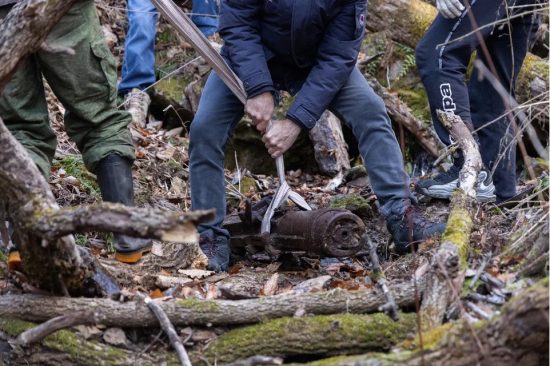 Новый экспонат в музее им. Арсеньева: пушка прибыла в музей и готовится к выставке
