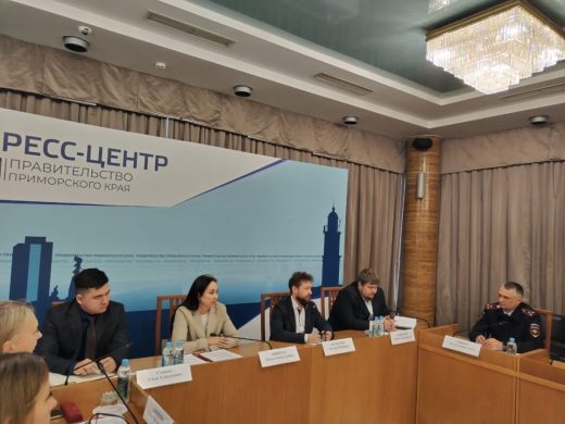 Приморским туроператорам указали на незаконный бизнес, уход от налогов и контрабанду