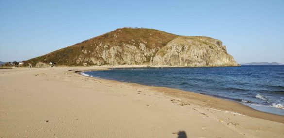 Уникальный пляж «Трех границ» в Приморье обеспечили связью