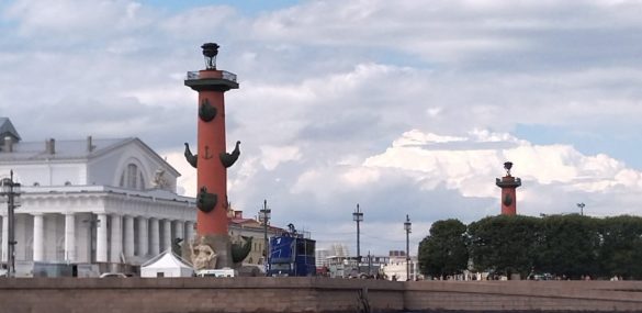 На майские праздники приморцы выбирают Казань и Санкт-Петербург