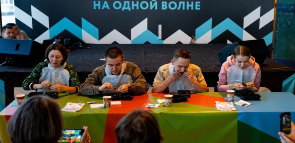 Рок на китайском языке, цветные тигры, приморские морепродукты и танцы под дождем