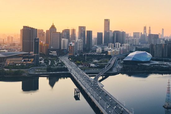 Рейсов в Поднебесную становится больше