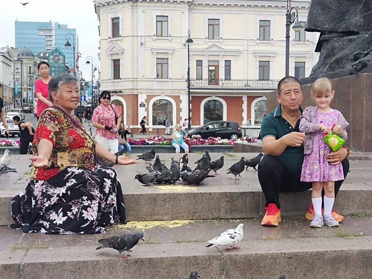 Владивосток вошел в топ посещаемых иностранцами городов летом 2025 года