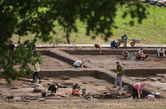 Изучить прошлое Приморья можно на экскурсии по Стеклянухинскому городищу