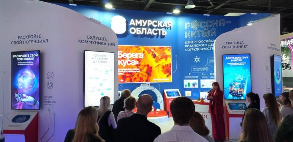 Космическая навигация, муралы, помощь автотуристам — Амурская область укрепляет туристический облик