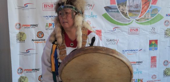 Обряды шамана, «чумовой» быт, обереги и танцы охотников