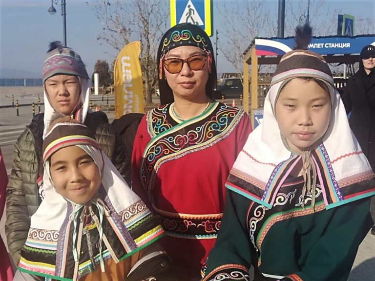 При развитии туризма важно сохранить традиции коренных малочисленные народов и природу