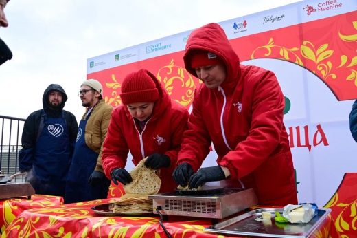 Во Владивостоке установят прямую связь между рыбой и блинами