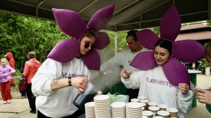 Фестиваль Рододендрона: отмечаем с музыкой и угощениями в центре Владивостока