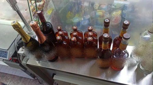 На популярных пляжах Приморья выявили незаконную торговлю алкоголем