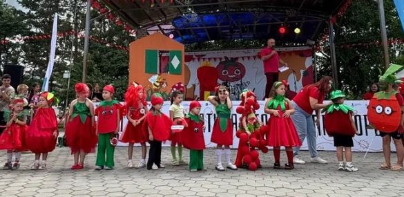 Приглашаем в Черниговку на юбилейный фестиваль томатов «Бешеная ягода»